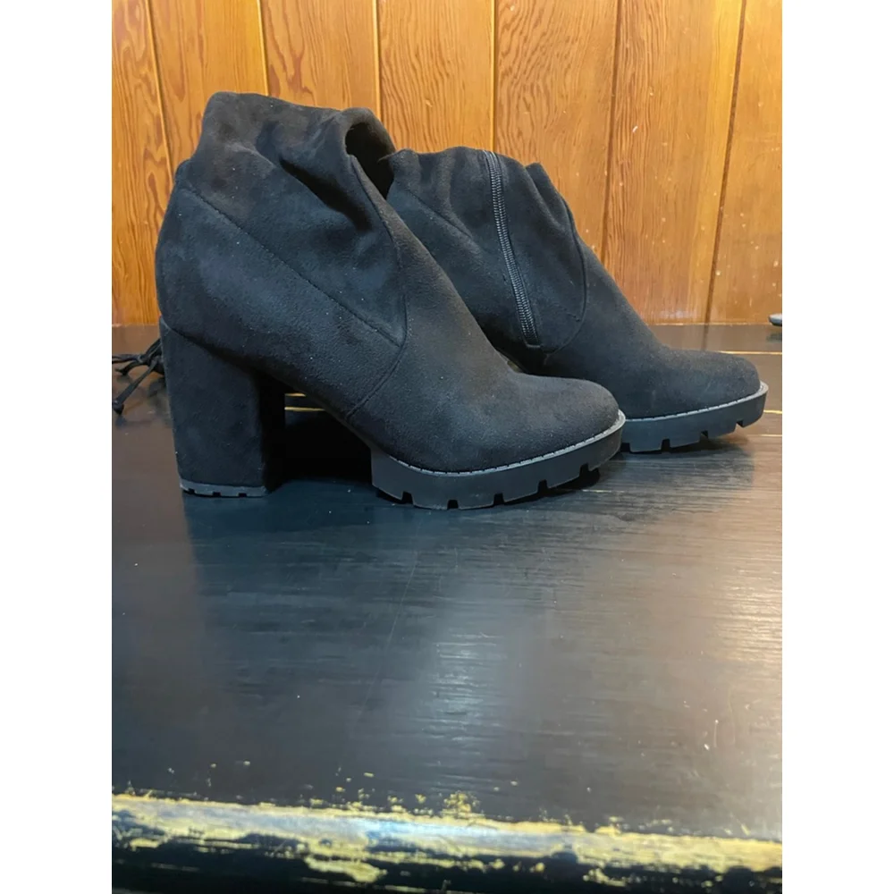 Women's Charlotte Russe Black Over the Knee Boots Size 9